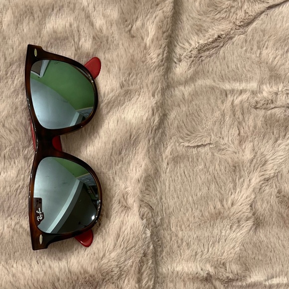 Unique Ray-bans - Picture 5 of 5